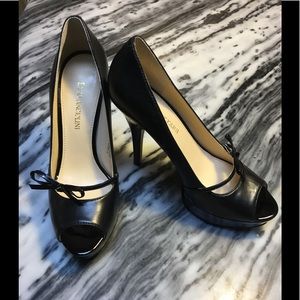 Enzo black leather 5 inch peep toe NWOT